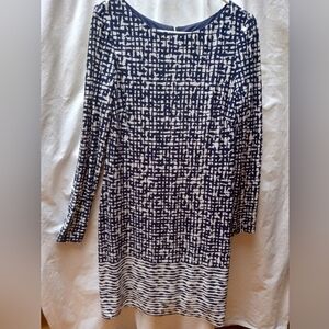 Vince Camuto Navy and White Geometric Long Sleeve Dress